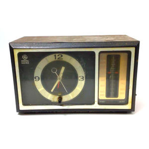 Radio GE General Electric Retro Clock Alarm Clock 7-4501D Vintage